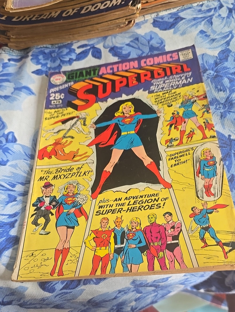 Action Comics #373 dc 1969 silver age comic! GIANT ALL SUPERGIRL ISSUE!